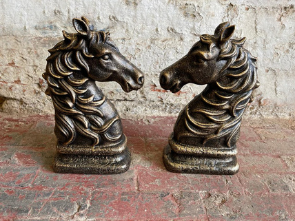 Horse head bookends